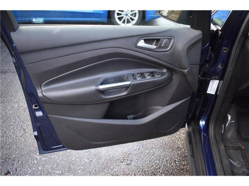 2017 Ford C-MAX Hybrid SE