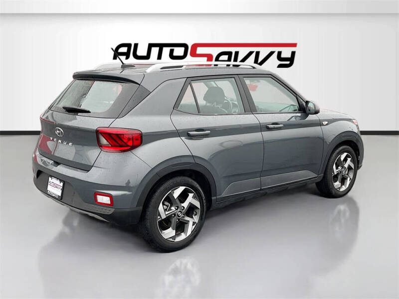 2024 Hyundai Venue SEL