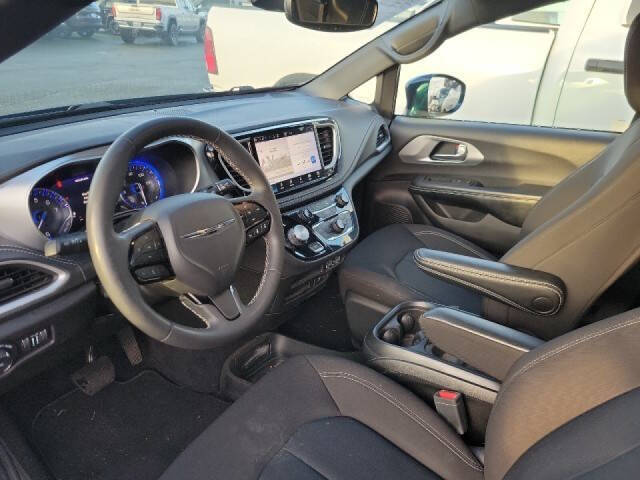 2022 Chrysler Pacifica Touring