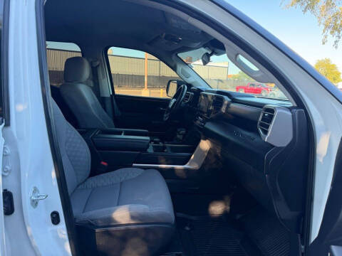 2022 Toyota Tundra SR5