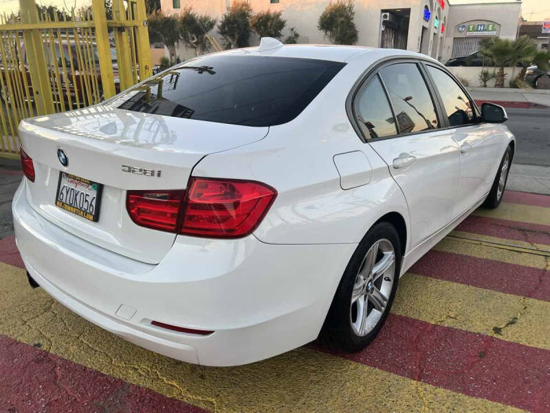 2013 BMW 3 Series 328i