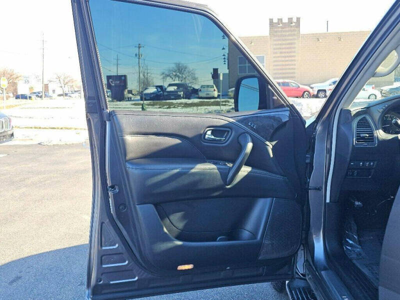 2020 Infiniti QX80 Luxe