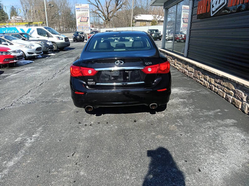 2014 Infiniti Q50