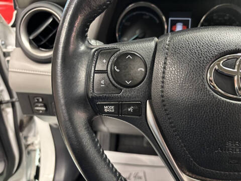 2017 Toyota RAV4 Hybrid XLE