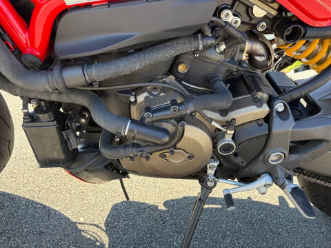 2016 Ducati Monster
