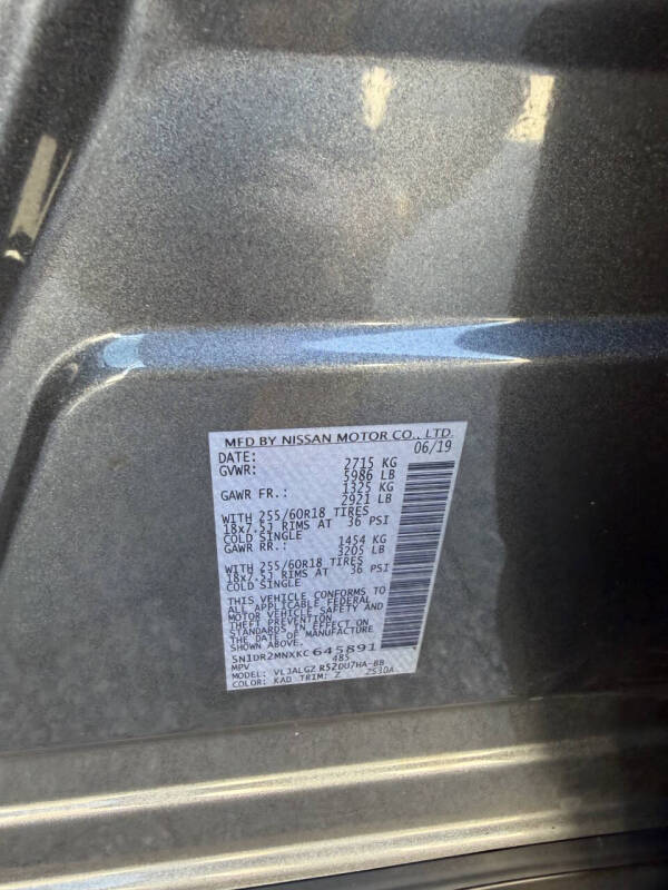 2019 Nissan Pathfinder SL