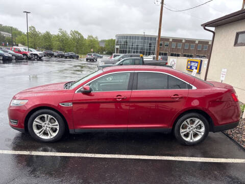 2018 Ford Taurus SEL