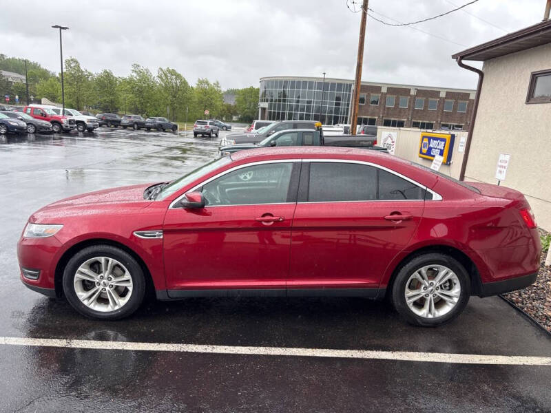 2018 Ford Taurus SEL