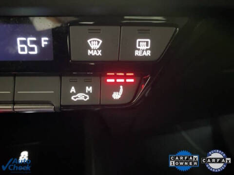 2024 Audi Q4 e-tron quattro Premium Plus 50