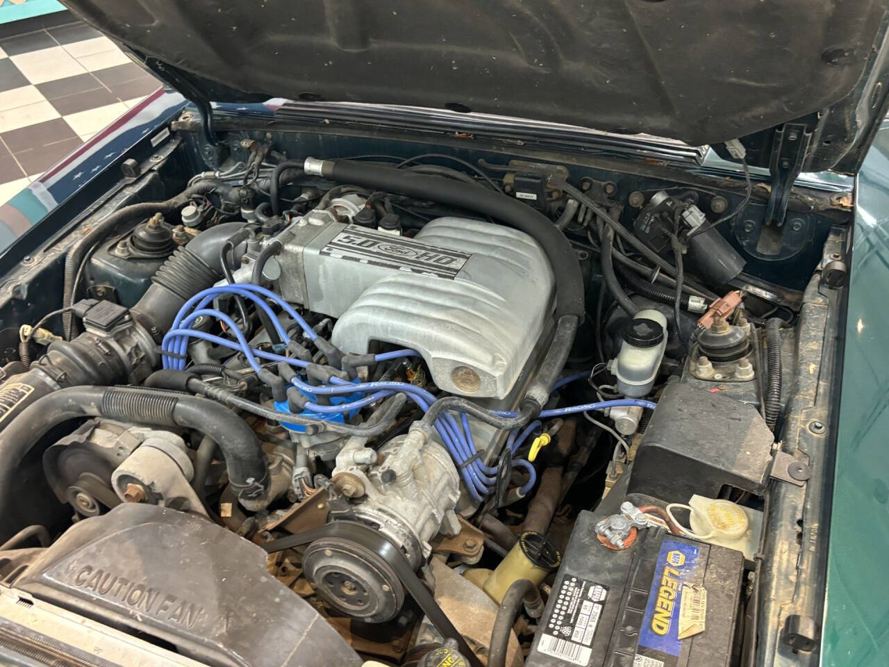 1992 Ford Mustang 16