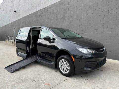 2020 Chrysler Voyager LXi