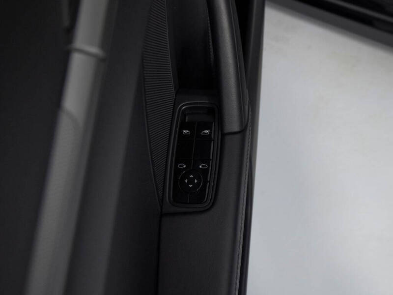 2020 Porsche 911 Carrera