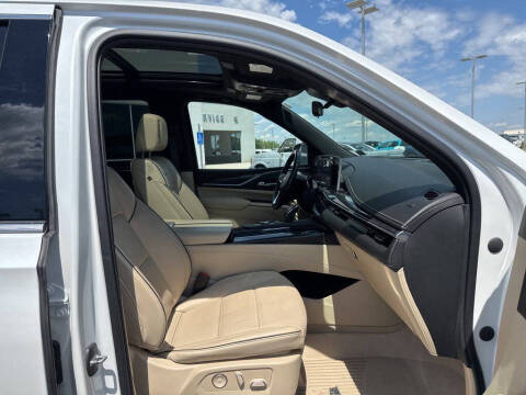 2021 Cadillac Escalade Premium Luxury