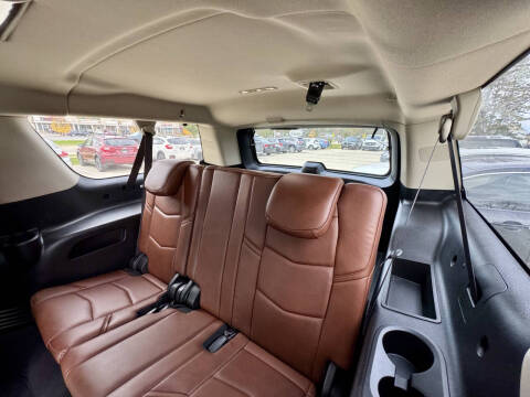 2019 Cadillac Escalade ESV Premium Luxury