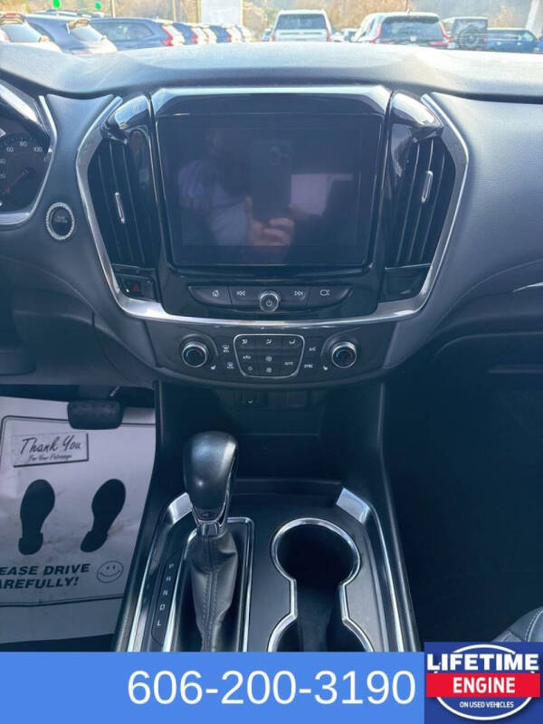 2021 Chevrolet Traverse LT Leather