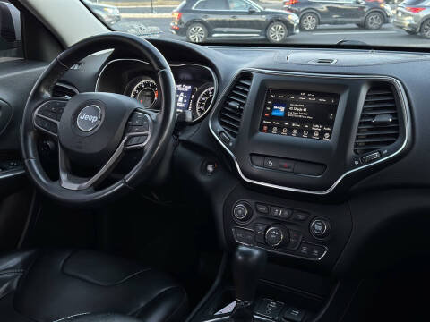 2019 Jeep Cherokee Latitude Plus