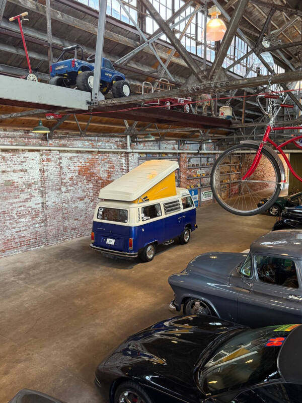 1977 Volkswagen Type 2