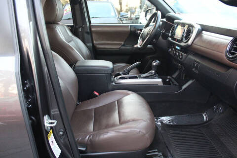 2017 Toyota Tacoma Limited