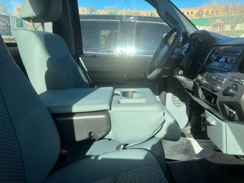 2016 Ford F-250 Super Duty XLT's photo