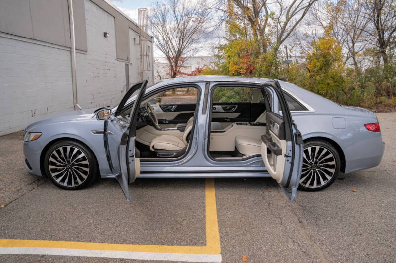 2020 Lincoln Continental Black Label