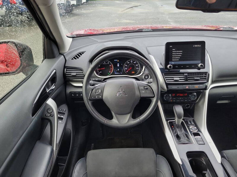 2023 Mitsubishi Eclipse Cross SE