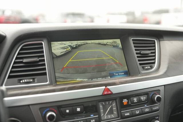 2015 Hyundai Genesis