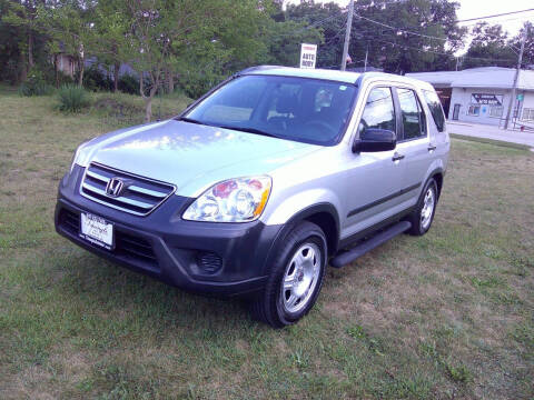 2005 Honda CR-V for sale at Triangle Auto Sales in Elgin IL