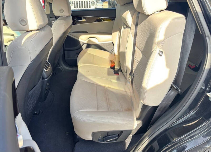 2020 Kia Sorento S V6