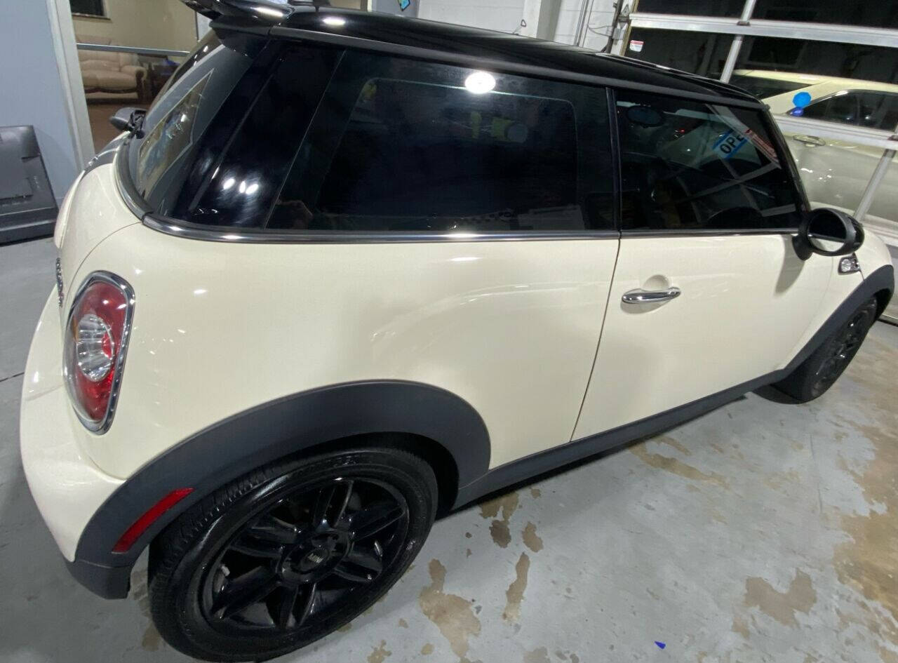 2013 MINI Hardtop for sale at Primary Auto Mall in Fort Myers, FL