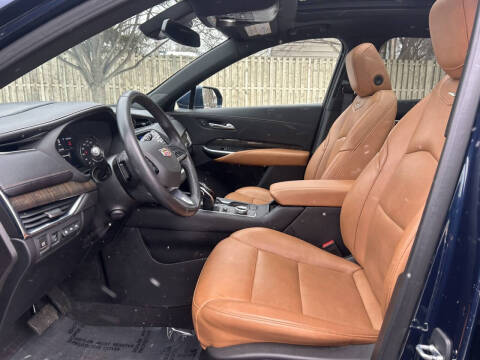 2020 Cadillac XT4 Premium Luxury