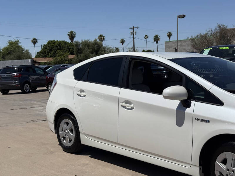 2010 Toyota Prius III