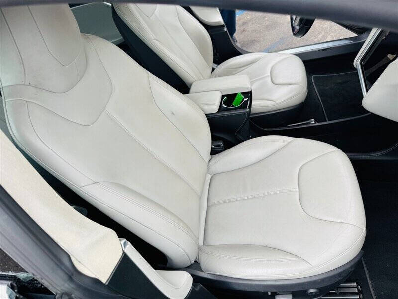 2014 Tesla Model S P85