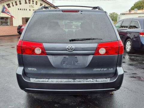 2007 Toyota Sienna LE 7-Passenger