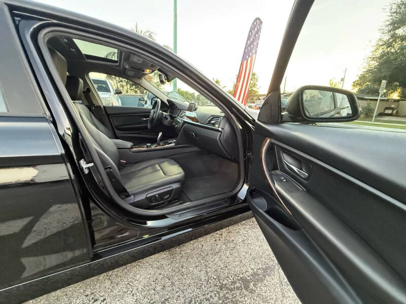 2015 BMW 3 Series 320i