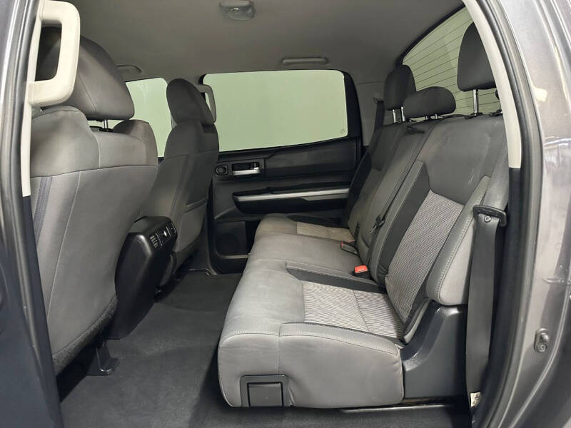 2015 Toyota Tundra SR5