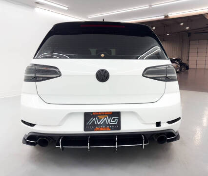 2019 Volkswagen Golf GTI SE