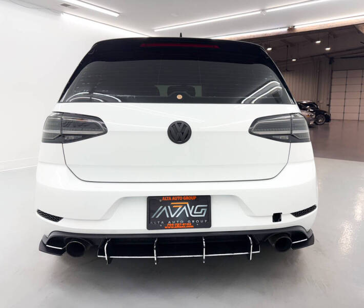 2019 Volkswagen Golf GTI SE