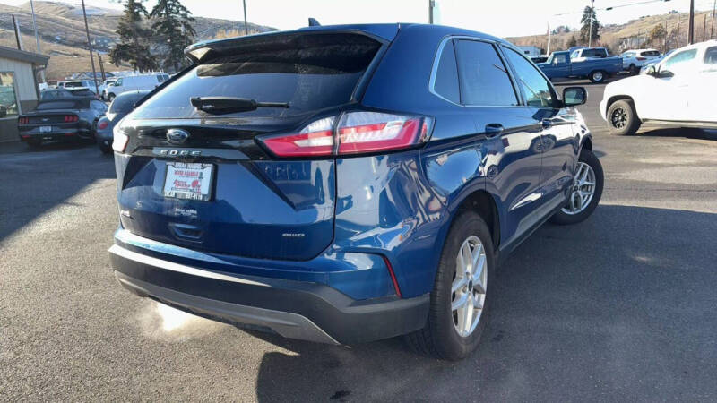 2023 Ford Edge