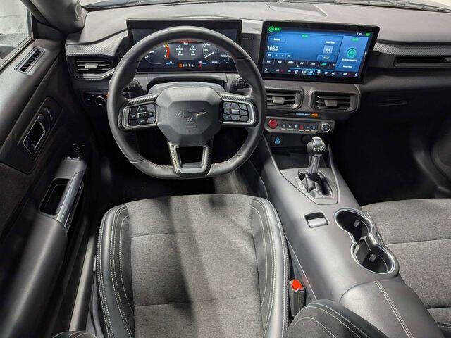 2025 Ford Mustang EcoBoost