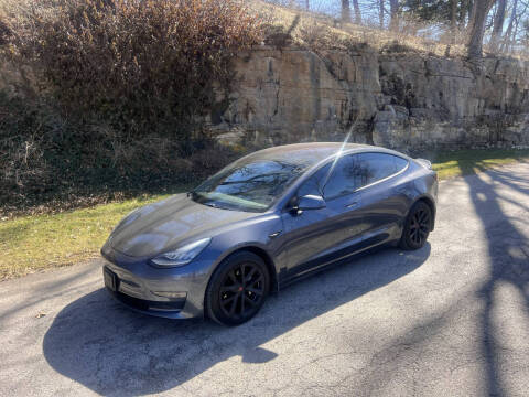 2018 Tesla Model 3 for sale at Bogie's Motors in Saint Louis MO