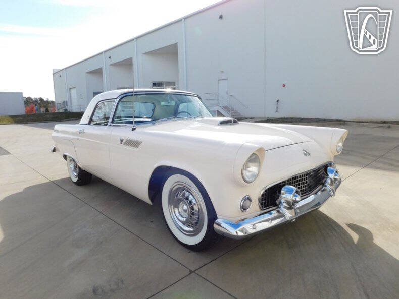 1955 Ford Thunderbird