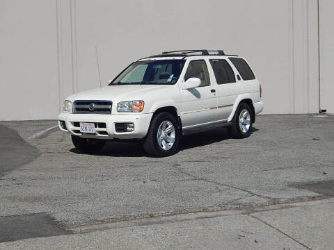 2003 Nissan Pathfinder LE