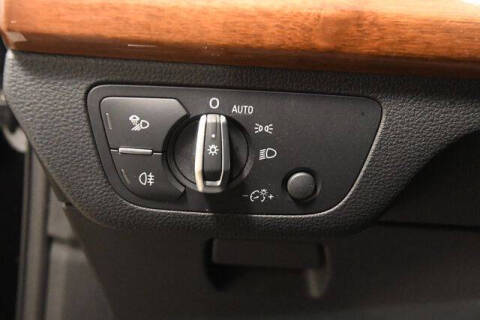 2023 Audi Q5 quattro Premium 40 TFSI