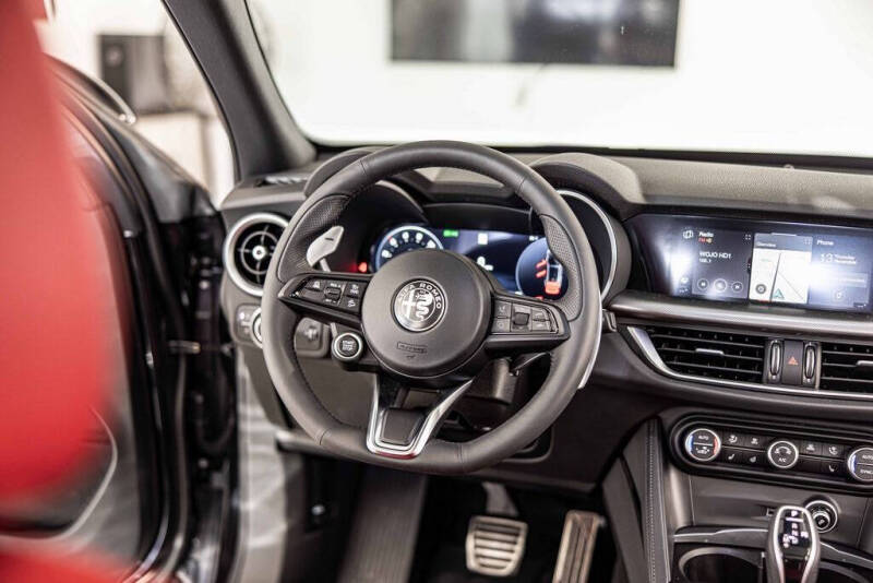 2025 Alfa Romeo Stelvio