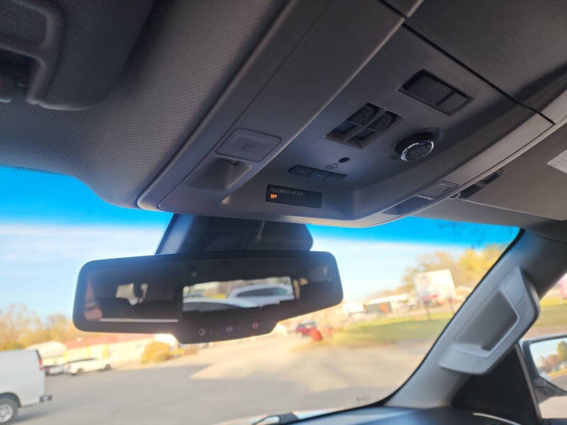 2017 GMC Yukon XL SLT