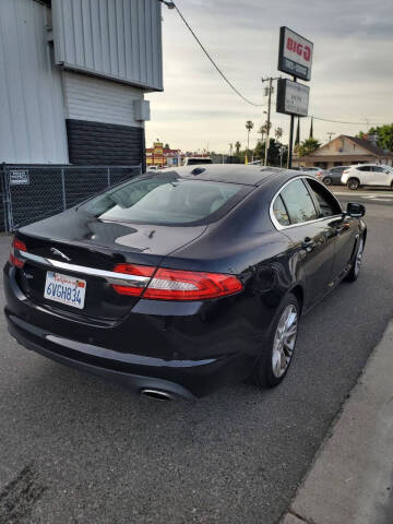 2012 Jaguar XF