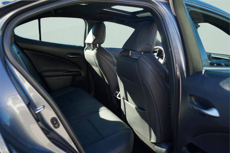 2020 Lexus UX 250h F SPORT