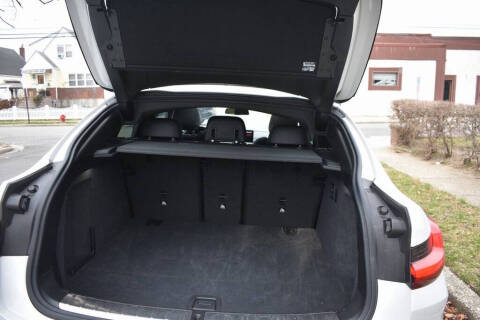 2024 BMW X4 xDrive30i