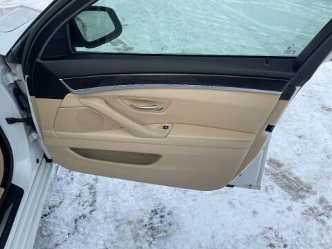 2013 BMW 5 Series 528i xDrive