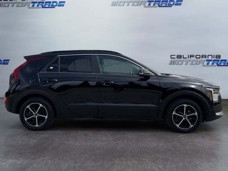 2023 Kia Niro EX